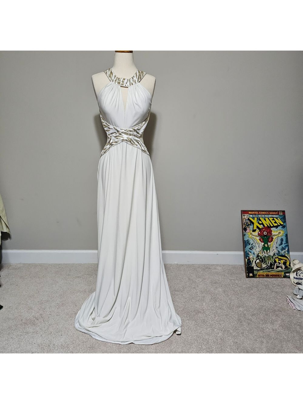 Ignite Evenings White Gold Sequin Formal Gown Prom Dress 10